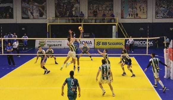 Montes Claros América Vôlei se impõe, mas perde para líder Taubaté pela Superliga