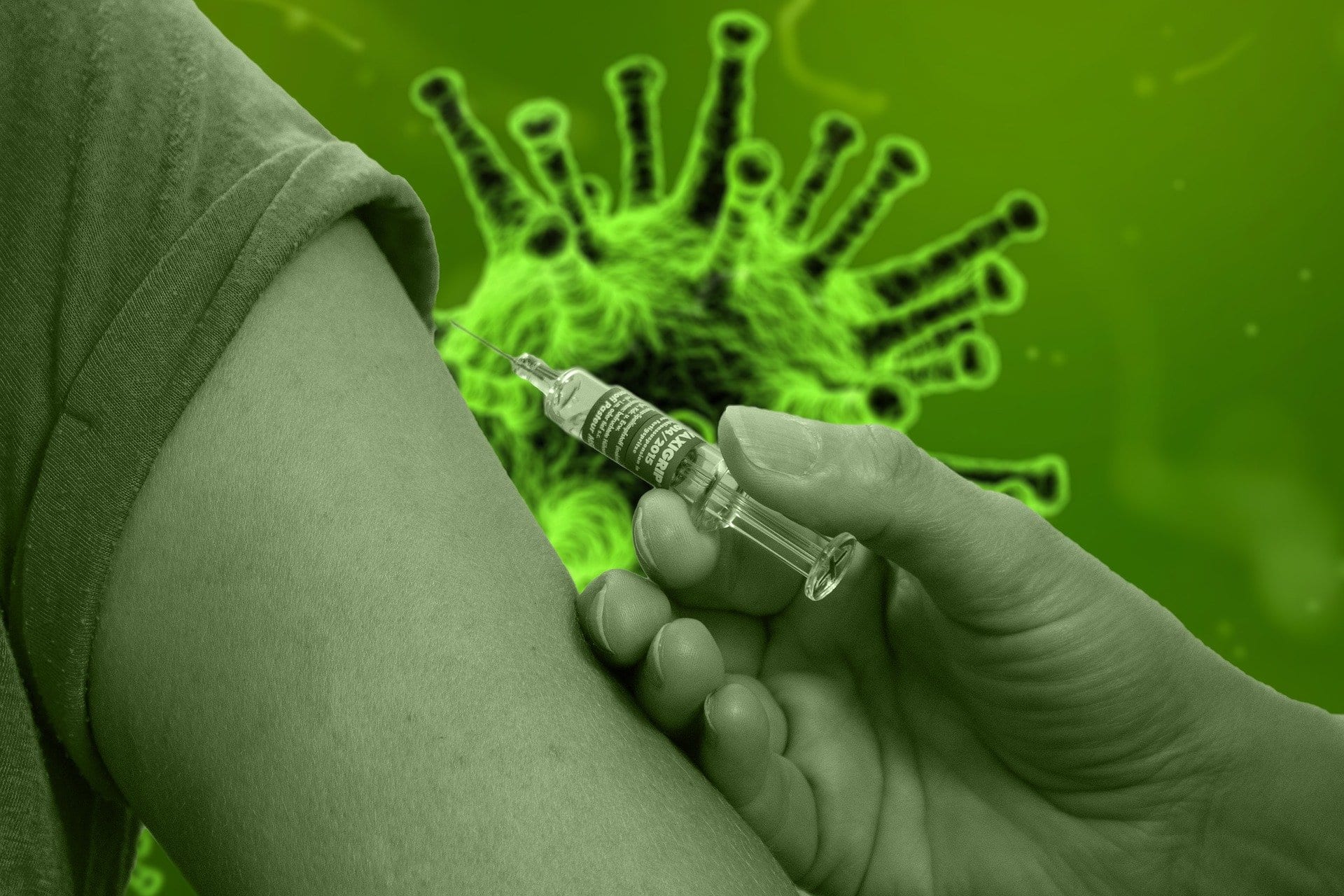 Reino Unido começa a vacinar população na próxima semana contra Covid-19