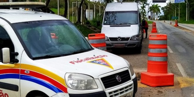 MG - DER-MG aplicou 12,8 mil multas de transporte rodoviário de passageiros