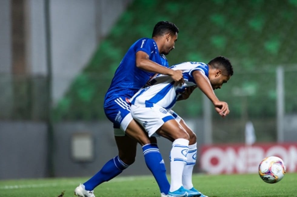 Cruzeiro empata com CSA e esfria briga pelo acesso