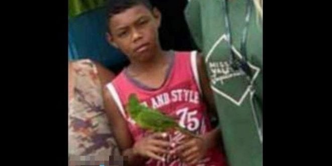 Kaike ajudava a mãe na renda da casa vendendo salgados