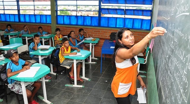 Montes Claros - Secretaria de Educação estabelece critérios para movimentação de servidores