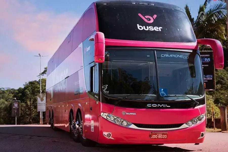 MG - Governador de Minas assina decreto que facilita operação de fretados e apps de 'Uber de ônibus'