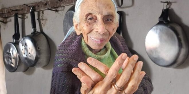 Dionísia Lemos Silva