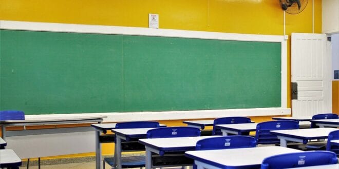 Escolas fechadas podem representar retrocesso de até quatro anos na aprendizagem