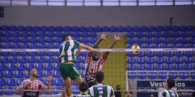 Em partida decidida no tie-break, Montes Claros América Vôlei é superado pelo Blumenau na Superliga