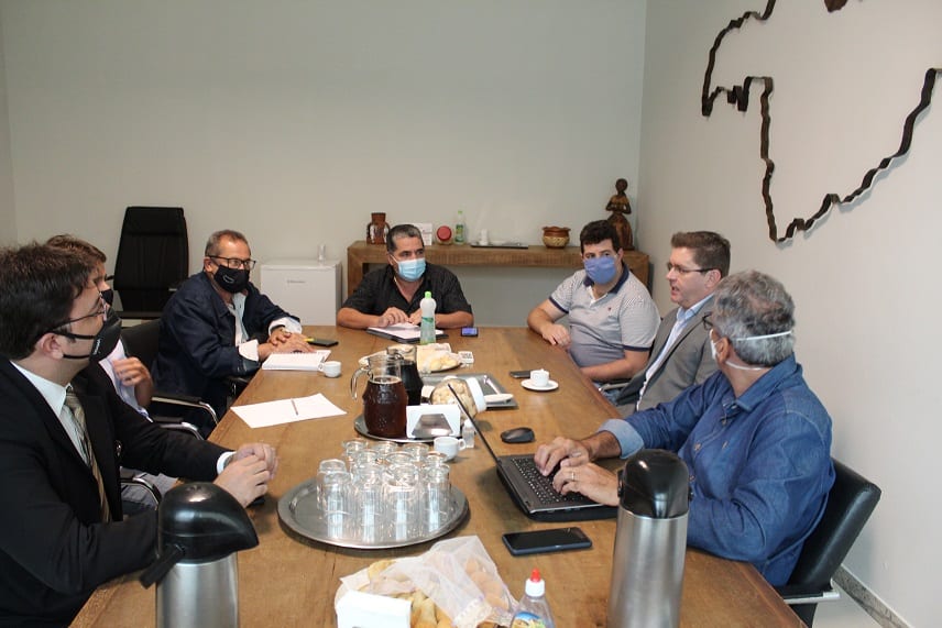Norte de Minas - AMAMS e DNIT discutem rodovias federais no Norte de Minas