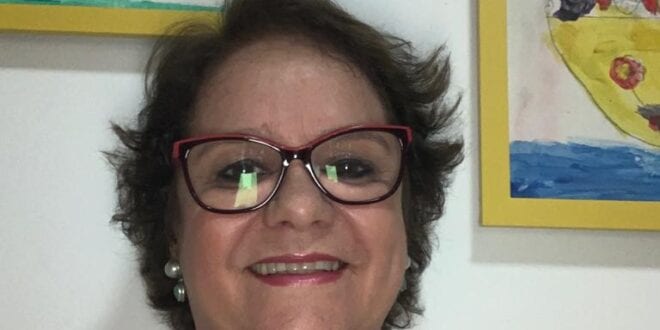 Professora Jussara Maria Guimarães