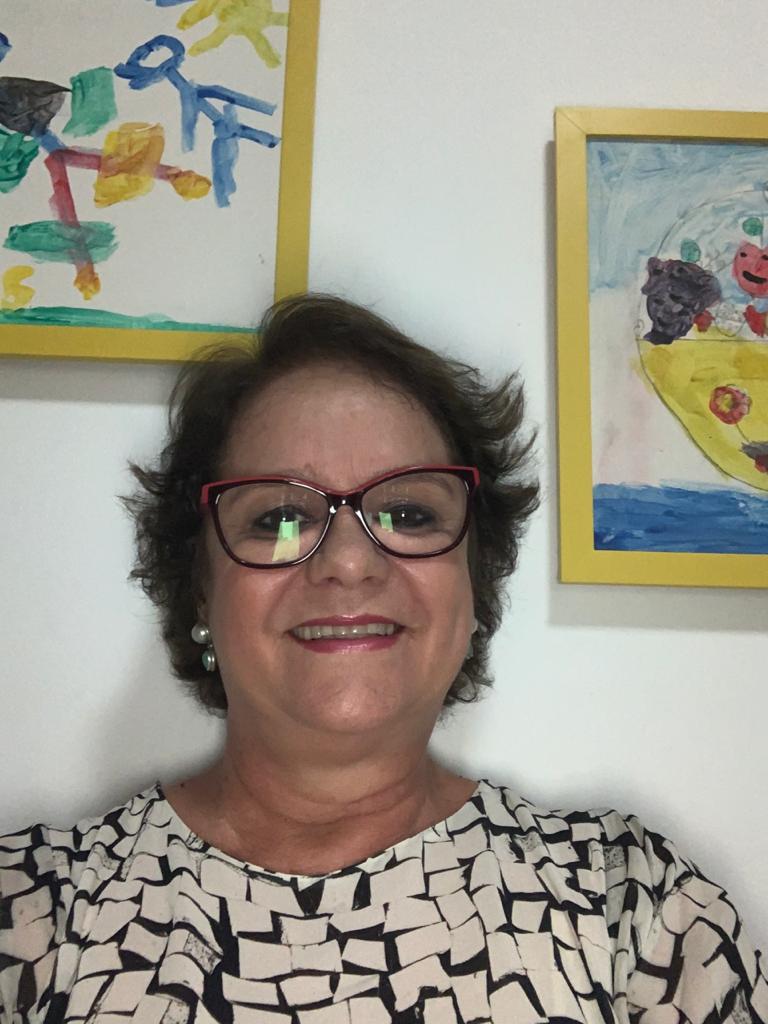 Professora Jussara Maria Guimarães