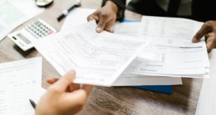 Background check - o que é e por que realizar essa prática