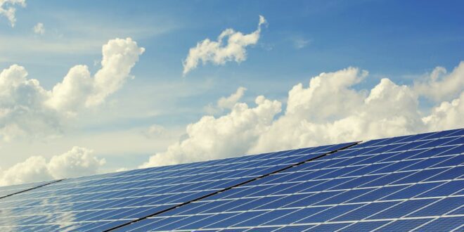 Energia solar em climas extremos: tecnologia solar precisa se adaptar para enfrentar condições climáticas extremas