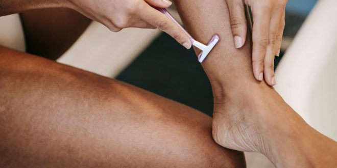 Vantagens e Desvantagens da Depilação com Lâmina