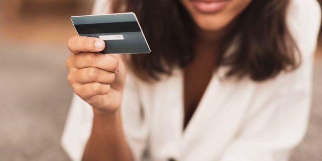 Black Friday: como utilizar o cartão de crédito com sabedoria?