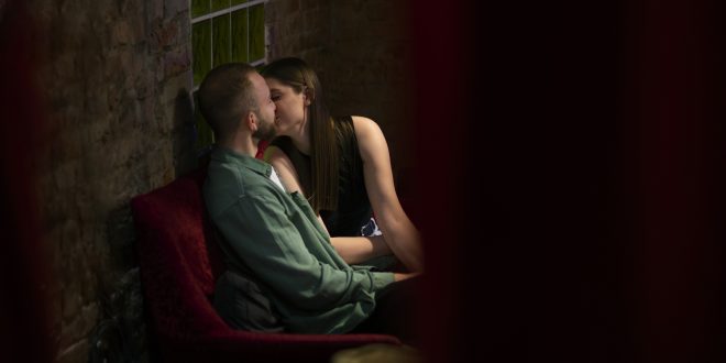 Relacionamentos e mistério: Qual a relação?