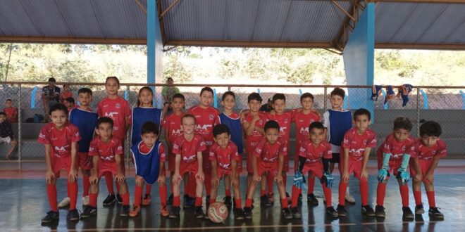 Projetos comunitários transformam realidades no Vale do Jequitinhonha