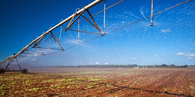 Montes Claros recebe seminário que promete revolucionar a irrigação em Minas Gerais