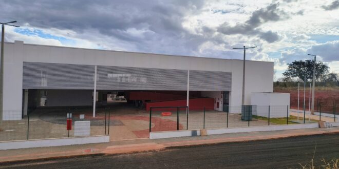 Unimontes entrega nova Escola do Brasil Profissionalizado em Brasília de Minas
