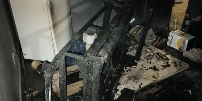 Bombeiros atendem ocorrência de incêndio em apartamento no Jardim Panorama II