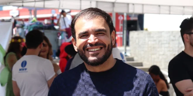 Deputado de Montes Claros assume relatoria de processo que pode cassar mandato de Eduardo Bolsonaro