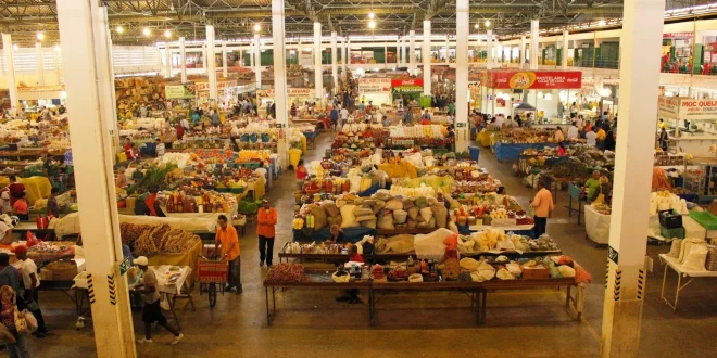 Montes Claros - Mercado Municipal de Montes Claros agora é climatizado e mais seguro para feirantes e visitantes