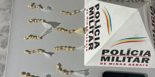 Pedras de Maria da Cruz - Jovem é preso com mais de 80 pedras de cocaína durante operação da PM