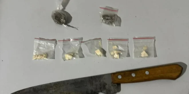 Norte de Minas - PM prende suspeito com registros por homicídio, drogas e ameaças em Pedras de Maria da Cruz