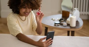 Um curso de maquiagem online é tão eficiente quanto o presencial