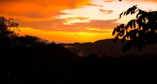 Pôr do sol perfeito: Mirante do Mangabeiras x Praça do Papa — Onde ir e qual combina com seu roteiro