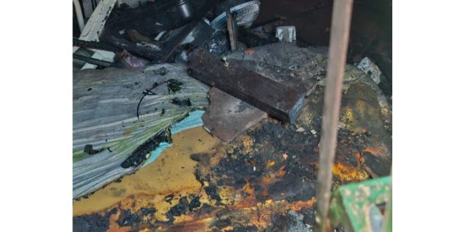 Montes Claros - Incêndio atinge residência no bairro Delfino