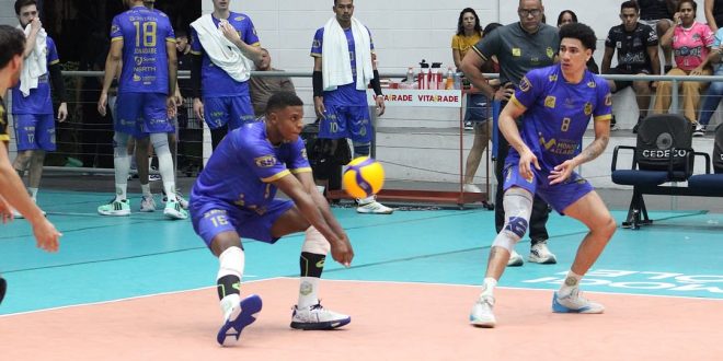 Montes Claros Vôlei renova contrato do ponteiro Hiago Bueno