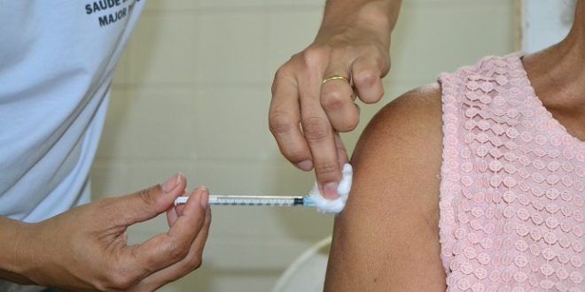 Vacinação contra Influenza é ampliada para toda a população em Montes Claros