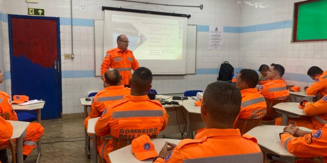 Curso de Prevenção e Combate a Incêndios Florestais começa em Montes Claros com 30 bombeiros capacitados