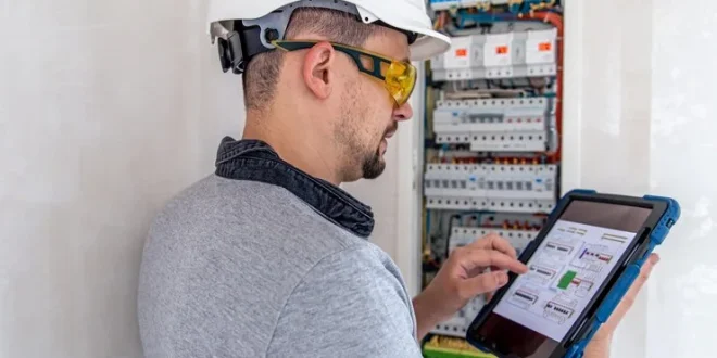 Como um painel de distribuição digital melhora o monitoramento, a proteção e a eficiência energética