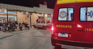 Carro invade pizzaria e deixa um morto e cinco feridos em Montes Claros